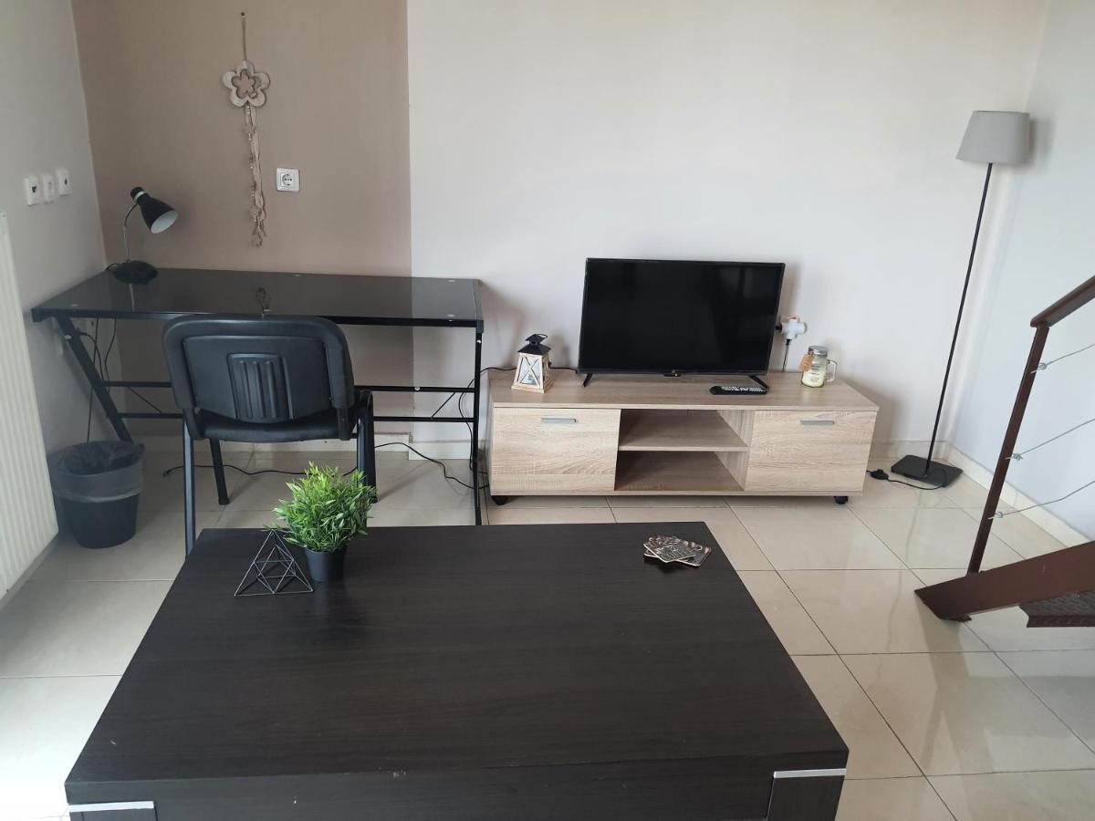 Seaside Beach Apartment Kalamata Esterno foto