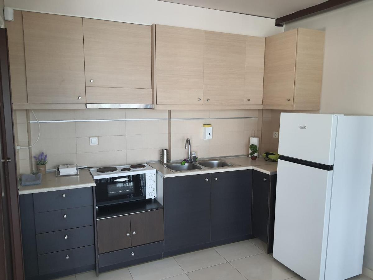 Seaside Beach Apartment Kalamata Esterno foto